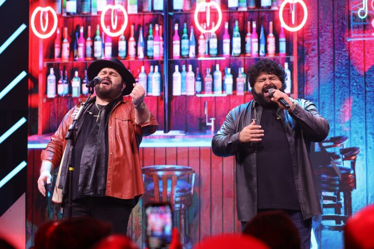 22/12 – César Menotti & Fabiano, Eduardo Costa, Marcelinho de Lima e Alan & Alex agitam o evento “Brothers de BH”